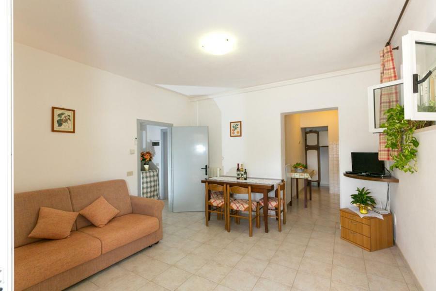 Agriturismo Case Nuove كاستيلينا ماريتيما المظهر الخارجي الصورة